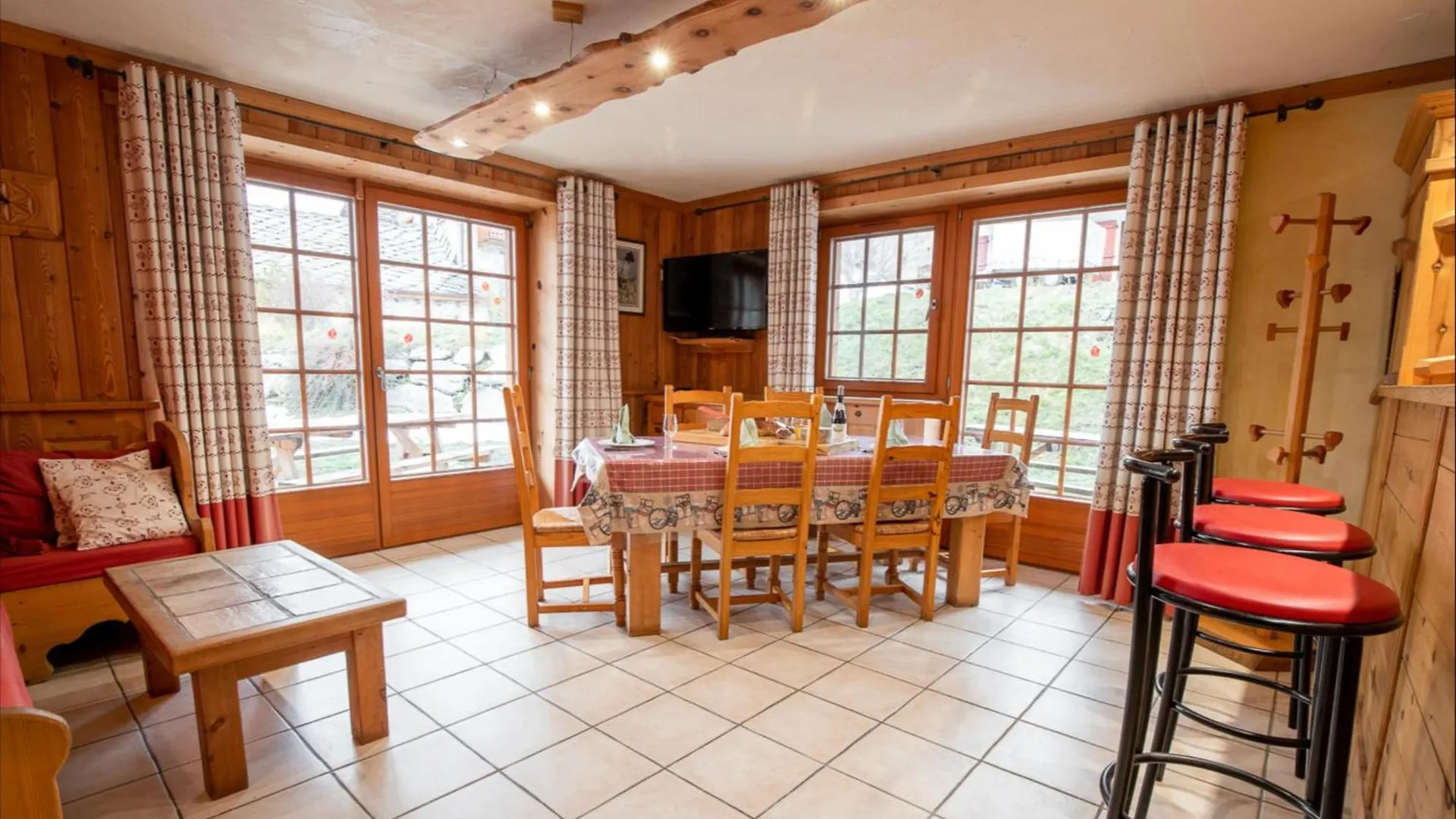 Chalet Les Lioues Sollières-Sardières